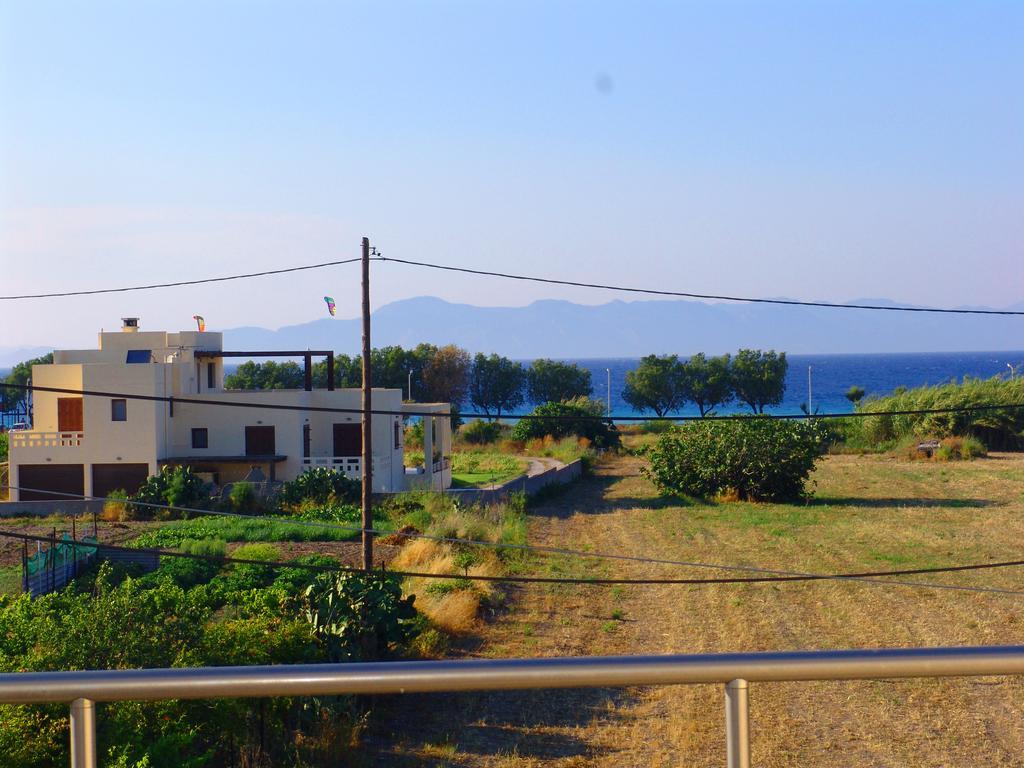 Villa Stergos クレマスティ エクステリア 写真